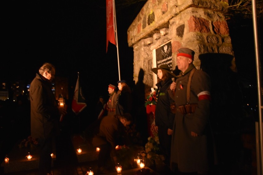 Apel pamięci Powstańców Wielkopolskich z okazji rocznicy wyzwolenia Obornik