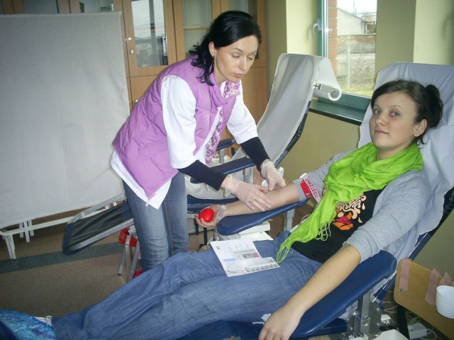 Estera Wątor już drugi raz w tym roku oddaje krew dla szkolnego kolegi