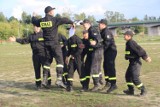 Gminne Zawody Sportowo-Pożarnicze w Uniejowie 2023. Jakie były wyniki strażackiej rywalizacji? ZDJĘCIA