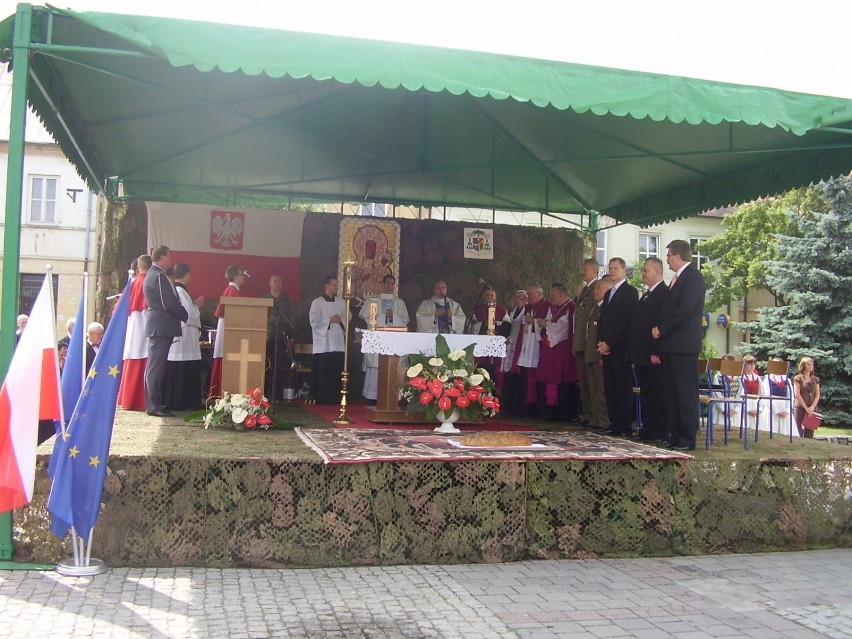 Mszy świętej przewodniczył biskup Wiesław Mering. Fot. Piotr...