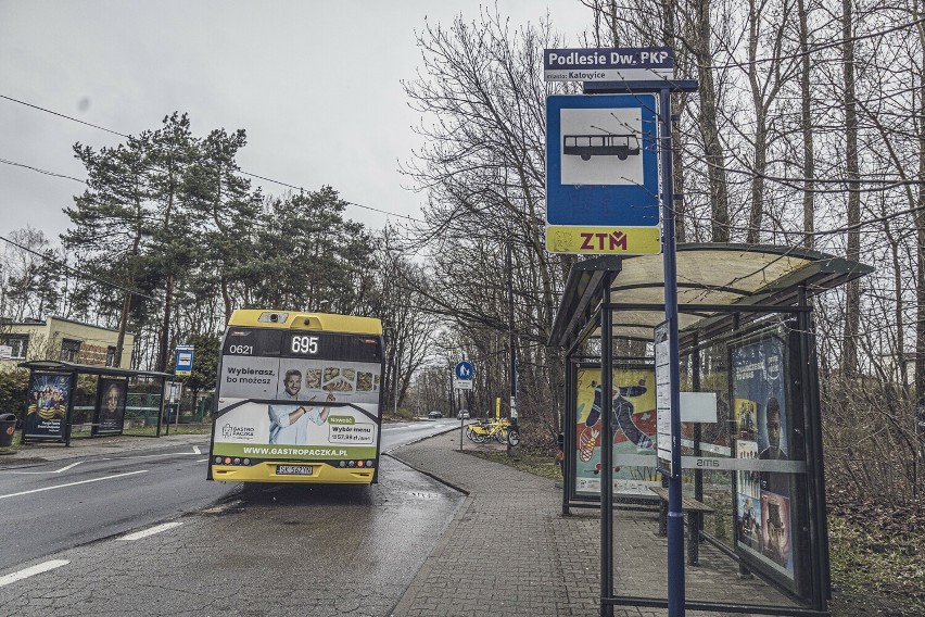 Nowa linia minibusów 989 w Katowicach połączyła trzy dzielnice - Zarzecze, Kostuchnę i Podlesie. Jak jeździ się nową trasą?