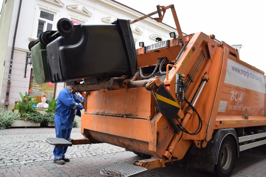 Tarnowian czeka podwyżka opłaty za śmieci. Czy rachunki będą uzależnione od ilości zużytej wody? 20 tysięcy tarnowian nie płaci za śmieci