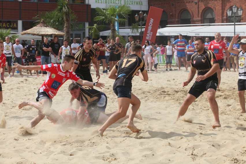 Rugby na Plaży w Manufakturze