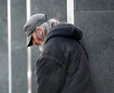 Gryfów Śląski: Policjanci uratowali życie bezdomnemu