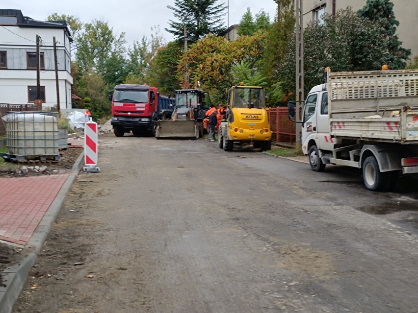 Trwa remont ulicy Pułaskiego w Radomsku. Jakie prace zaplanowano?