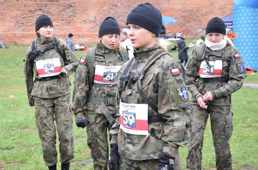 Malbork. Polscy żołnierze zdominowali mistrzostwa NATO w biegach przełajowych [ZDJĘCIA]