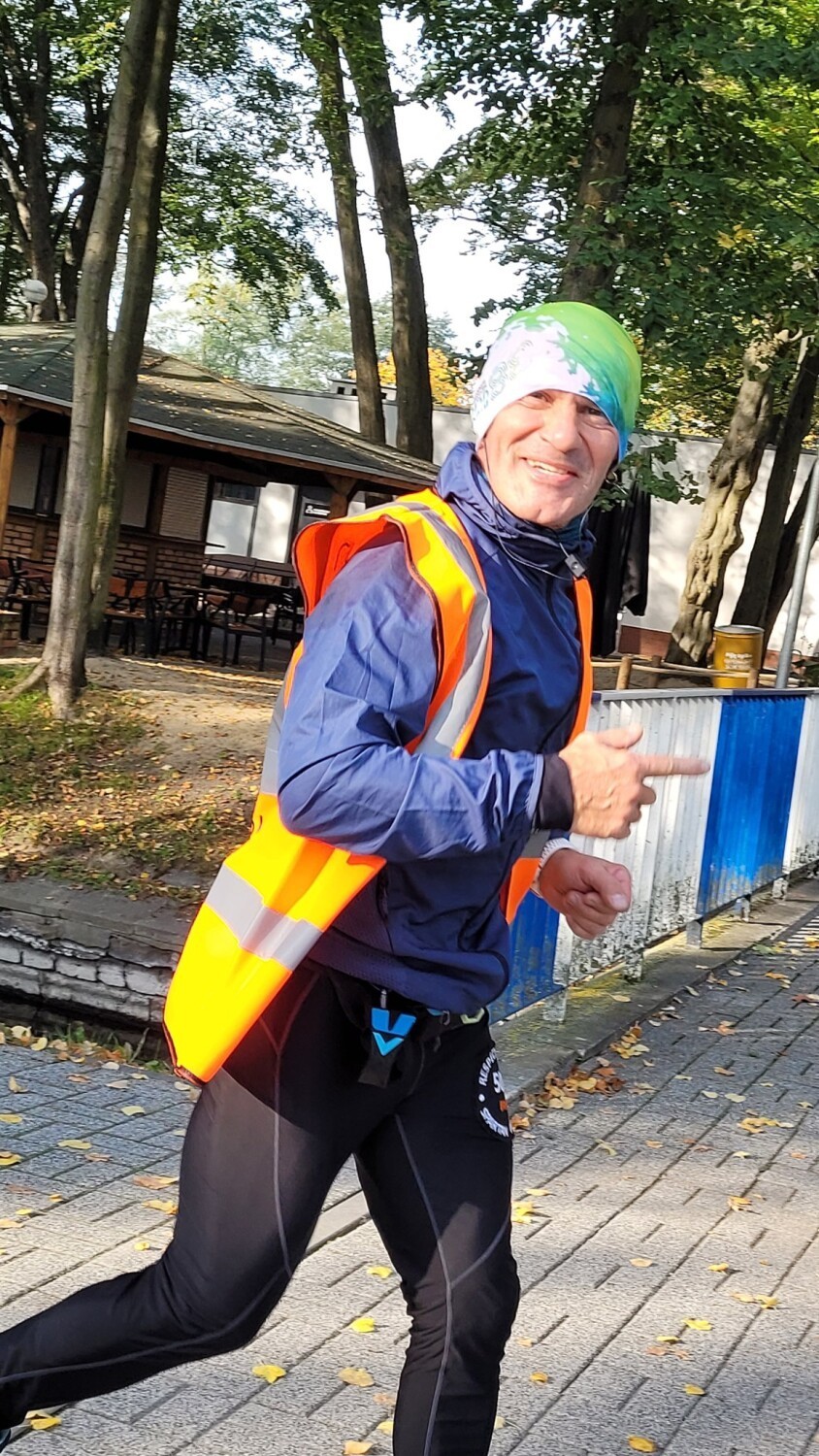 Szczecinecki Parkrun skończył 9. lat. Bieg jubileuszowy z tortem [zdjęcia]