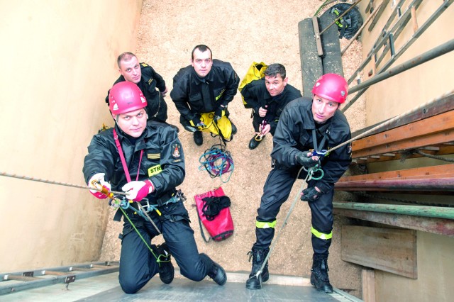 Pięcioosobowa drużyna słupskich strażaków zamierza zdobyć Mont Blanc. Właśnie trwają przygotowania do tej wyprawy oraz poszukiwanie sponsora, który chciałby pomóc im rozsławić Słupsk.