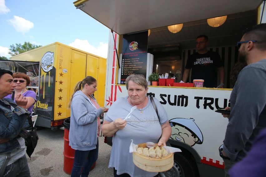 Tak wyglądała majowa inwazja food trucków w Parku Sieleckim