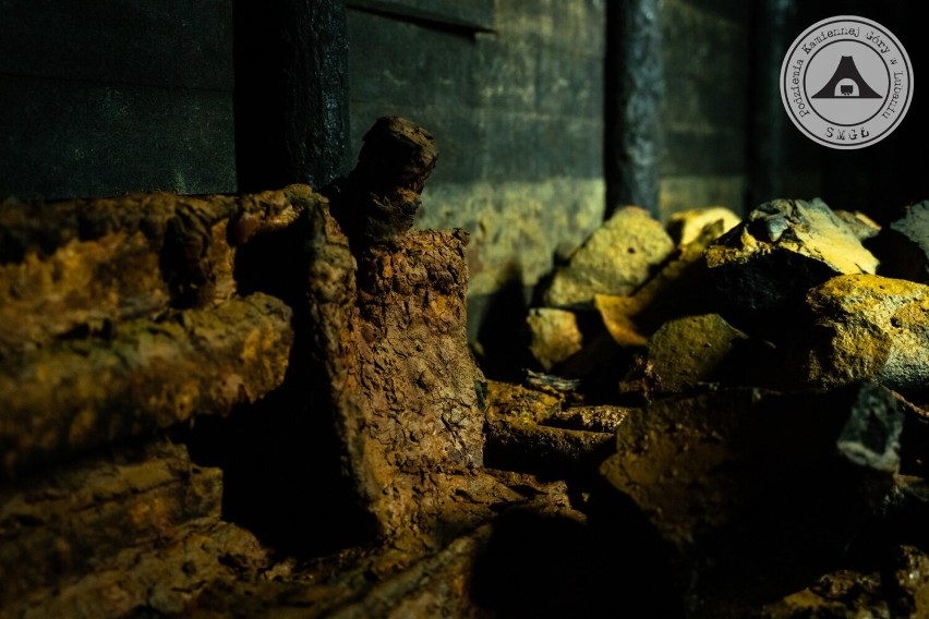 Co znaleziono w sztolni depozytowej w podziemiach Kamiennej Góry w Lubaniu?