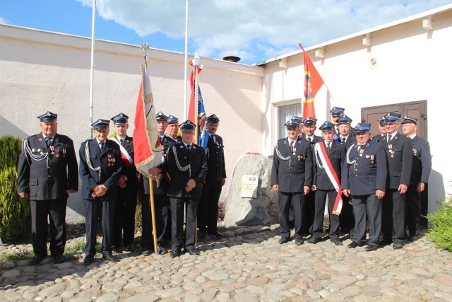 Jednostka Ochotniczej Straży Pożarnej w Srebrnikach powstała w 1956 roku. Jest jedną z 13 jednostek OSP z gminy Kowalewo