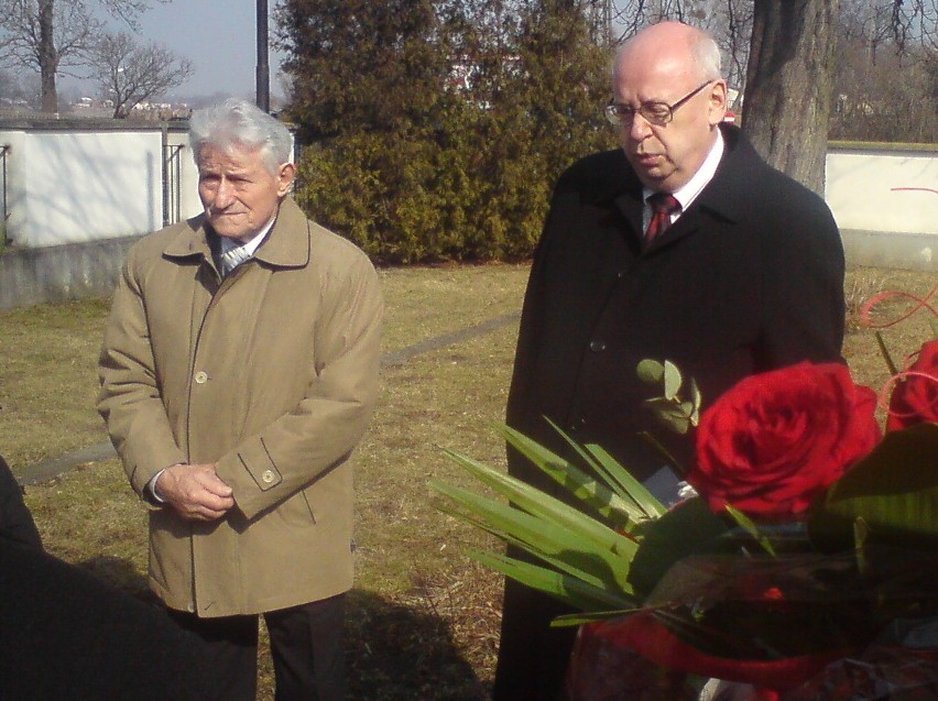 Cmentarz Żołnierzy Radzieckich w Malborku: uroczystość z okazji 17 marca z konsulem