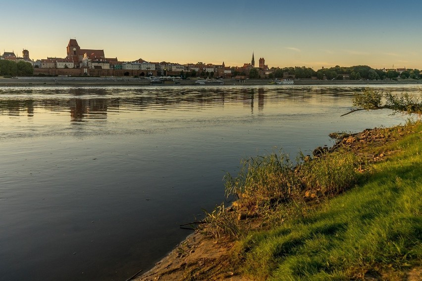 Kto odwiedził Toruń? 80 proc. gości była Polakami,...