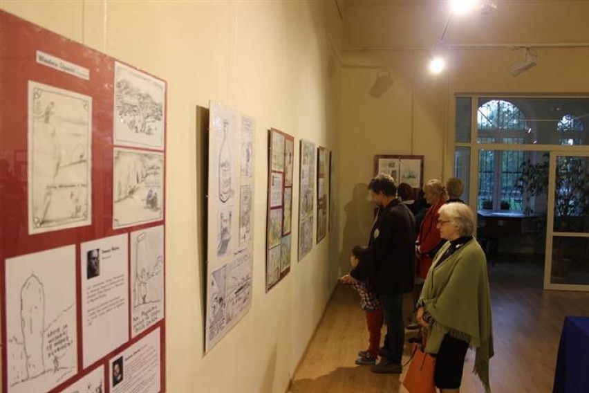 Poraj: karykatury zawisły na ścianach Gminnego Ośrodka Kultury w Poraju