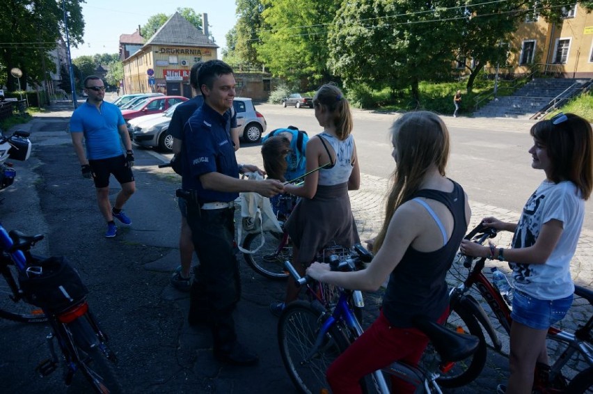 Bezpieczne wakacje 2014 w Mysłowicach: Policjanci spotkali się z rowerzystami [ZDJĘCIA]