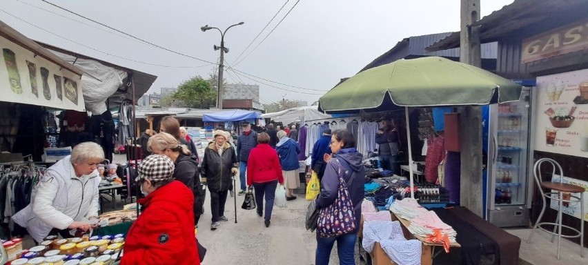 Dużo osób, jak w każdy wtorek, wybrało się też 27 września...