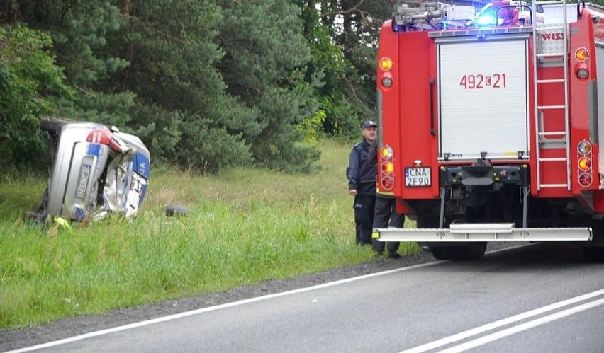 Groźny wypadek policyjnego radiowozu w miejscowości Nowy...
