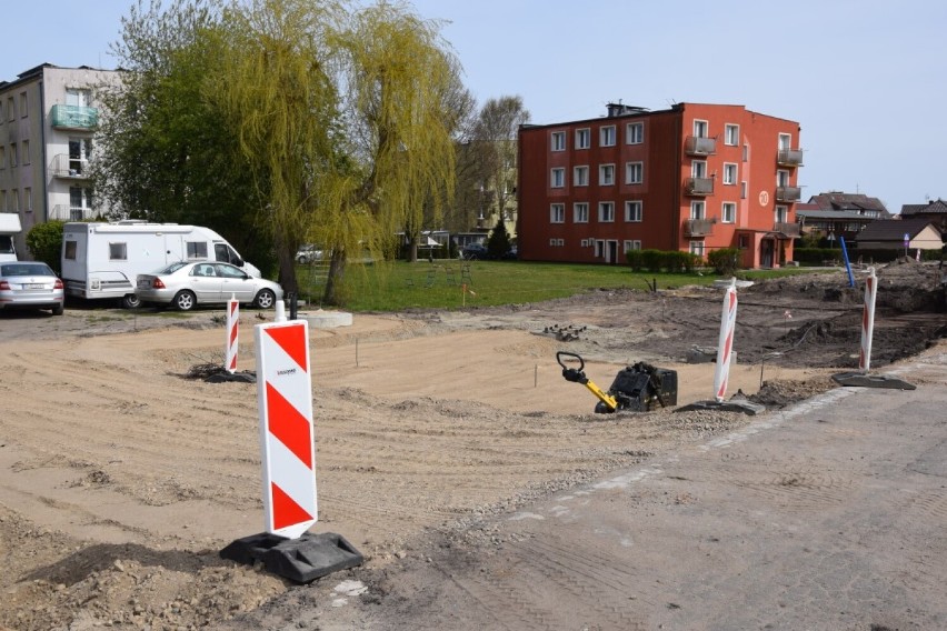 Przebudowa ul. Plac Dworcowy w Łebie. Urzędnicy apelują o ostrożność