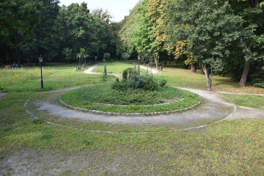 Park Kieszonkowy przy ul. RolniczejPark na ul. Ciepłej