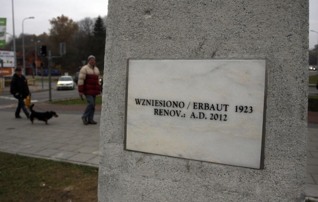 Odnowiony pomnik u zbiegu ulic Kartuskiej i Łostowickiej