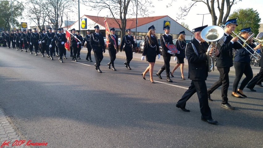 Gminne obchody Dnia Strażaka w Kruszwicy [zdjęcia] 