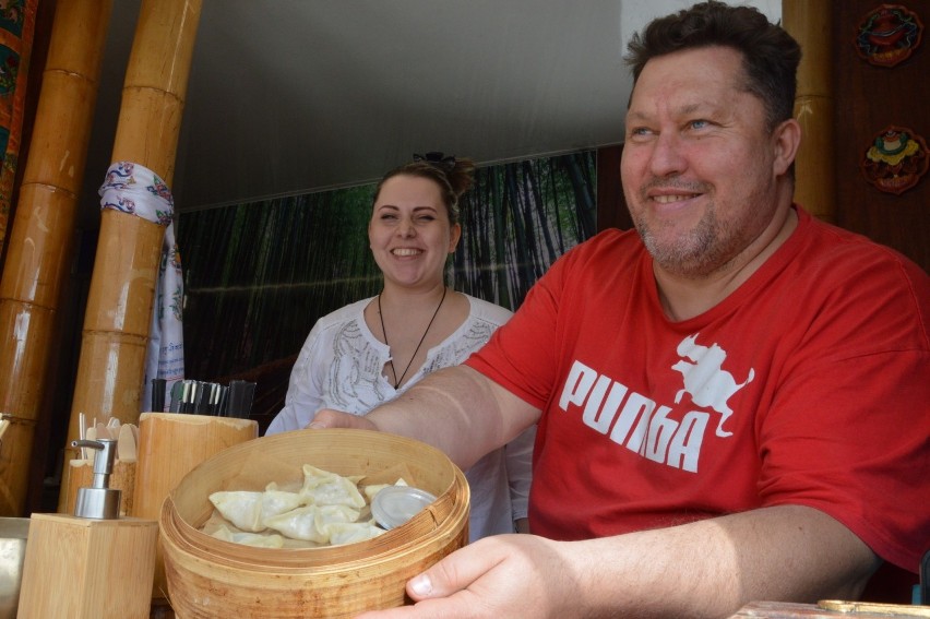 Food trucki już na ostrowieckim Rynku. Czas na Street Food Polska (ZDJĘCIA, WIDEO)