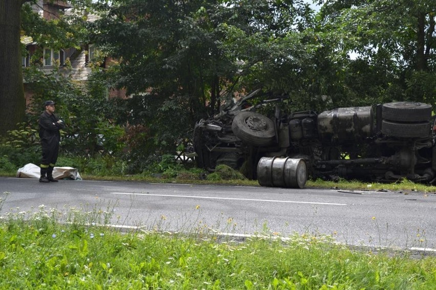 Zarzuty dla kierowcy, który spowodował śmiertelny wypadek pod Antoninem [ZDJĘCIA]