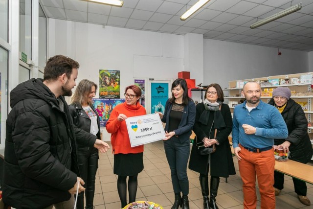 W punkcie przy ul. Gdańskiej podsumowano rok działania grupy Bydgoszcz pomaga Ukrainie. Niedługo największy miejski punkt pomocowy przeniesie się do lokalu przy ul. Fordońskiej.