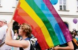 Uchwała antyLGBT w Chocianowie? Gmina konsultuje projekt. Część mieszkańców protestuje