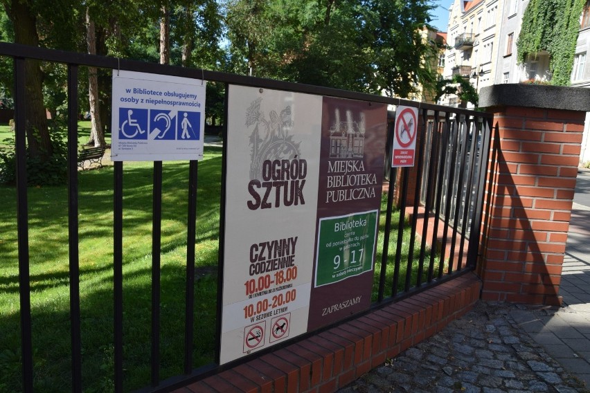 Ogród Sztuk to atrakcyjny park przy Miejskiej Bibliotece...