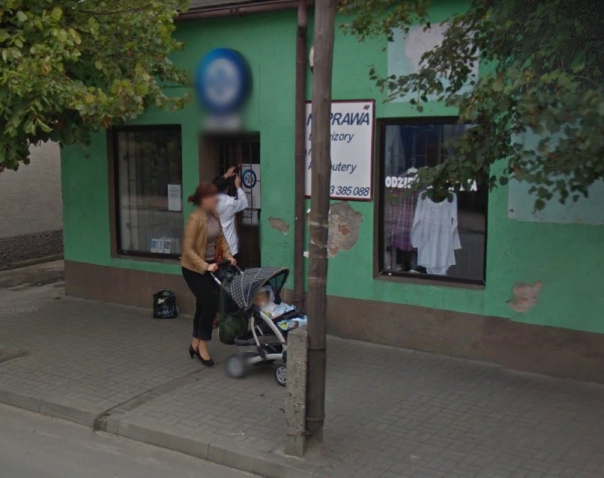 Złoczew na Google Street View. Rozpoznajesz mieszkańców...