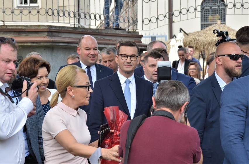 Premier Mateusz Morawiecki gościem pikniku rodzinnego w...