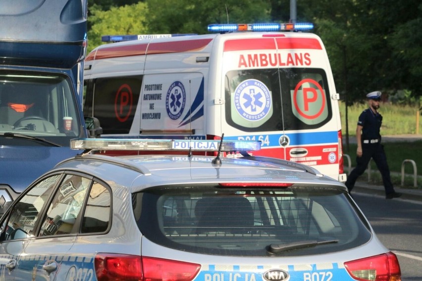 Wypadek w Żorach. Na ulicy Rybnickiej doszło do potrącenia dziecka. jego stan nie jest jeszcze znany
