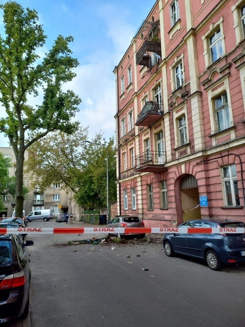Zawalony balkon w Sosnowcu. Wybudzono ze śpiączki mężczyznę poszkodowanego w tragedii. Organizowana jest pomoc dla jego rodziny