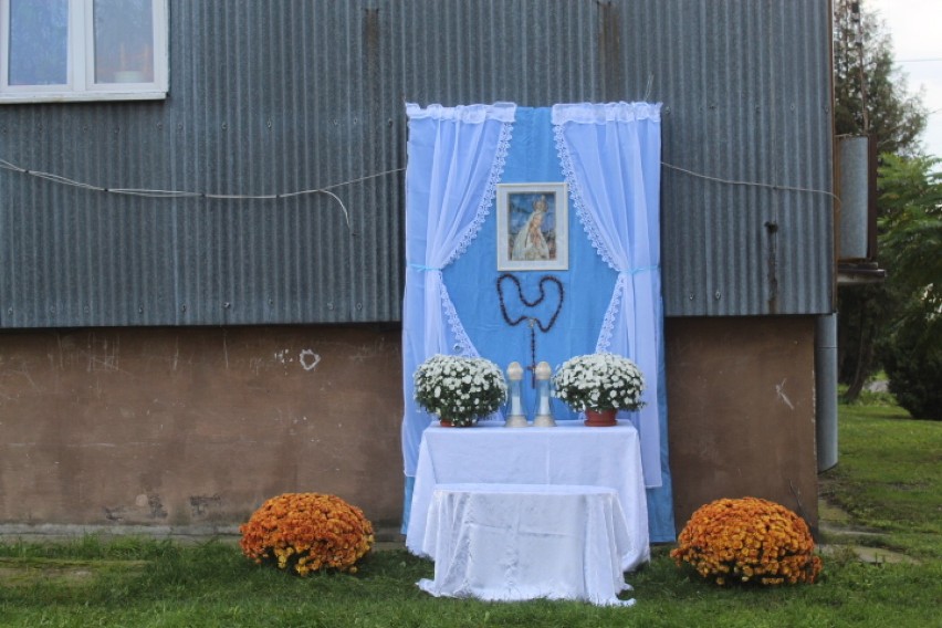 Nabożeństwo Fatimskie w Broniewie w gminie Radziejów [zdjęcia]   