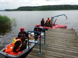Osiek. Odnaleziono ciało 12-letniego chłopca, który we wtorek zatonął w jeziorze Kałębie [ZDJĘCIA]