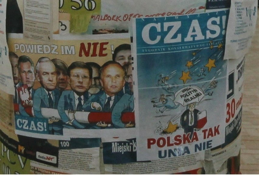 Walka na plakaty przed referendum akcesyjnym w 2003 r.