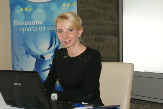 Pani Wioletta Wilimska dyrektor Regionalnego Ośrodka Polityki Społecznej w Krakowie.