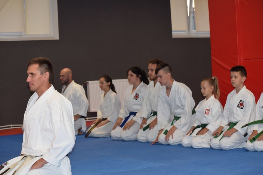 Filigranowa Jolanta Woźniak jest Mistrzynią Świata Karate