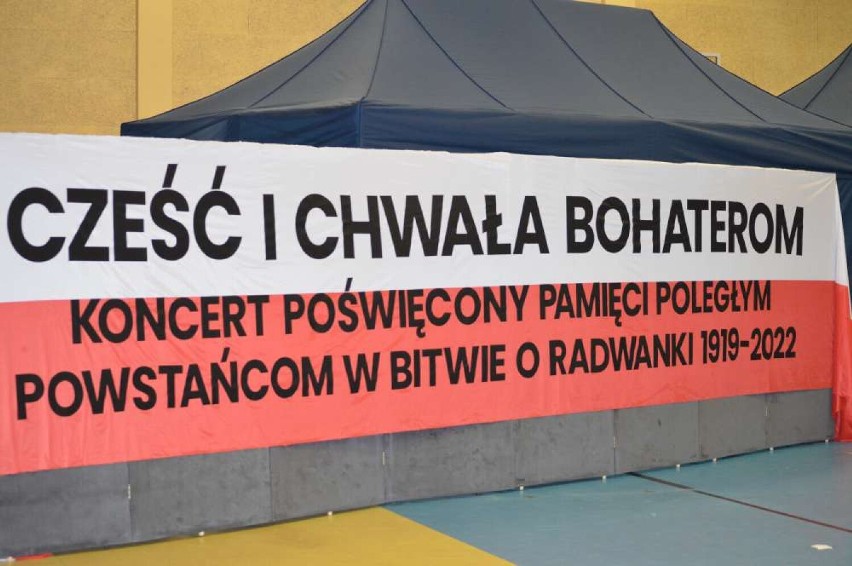 Koncert Reprezentacyjnego Zespołu Artystycznego Wojska Polskiego w Margoninie