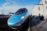 Tarnów. Prostują tory pod "błękitną strzałę". Pendolino dojedziemy nad morze