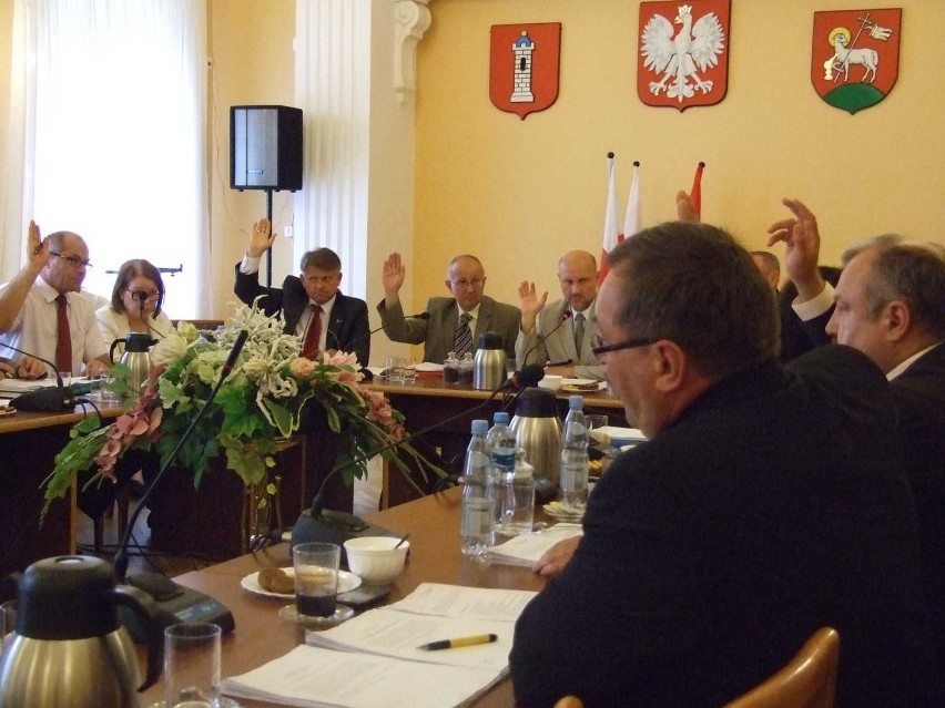 Wieluń: Władze powiatu dobrze poradziły sobie z budżetem, ale...