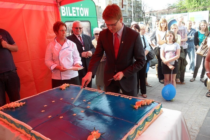 Dziś urodziny Unii Europejskiej. Świętowano je na Placu Biegańskiego w Częstochowie [FOTO]