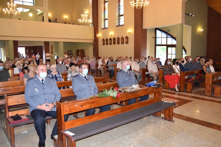 Śremscy mundurowi podziękowali za opiekę swojemu...