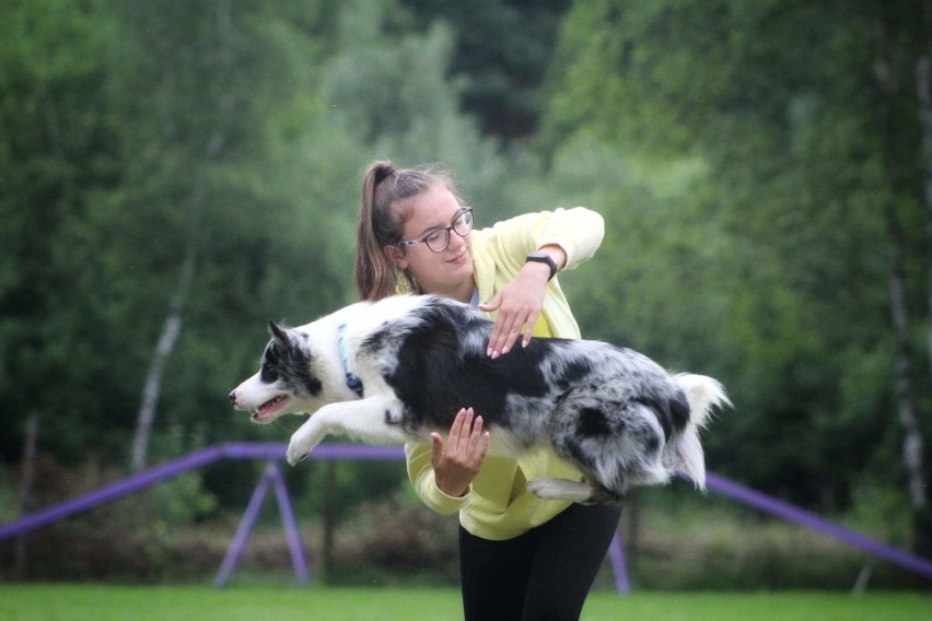 Weronika Burczyk i jej pies Mori osiągają sukcesy w...