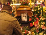 Rocznica śmierci znanego wągrowieckiego kapłana księdza prałata Heliodora Grabiasa. Udział w pogrzebie kapłana w 2007 roku wziął tłum 