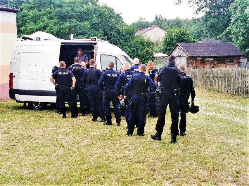 Za podejrzanym o zabójstwo w Borowcach wystawiono czerwoną...