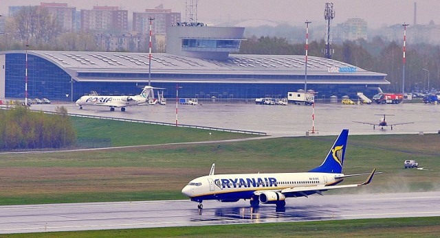 Ryanair zawiesza loty z Łodzi do East Midlands.