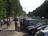 Zalew Nakło - Chechło zakorkowany. Nie ma już miejsc na parkingach