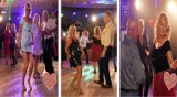 Fajfy w "Sanatorium miłości"! Kuracjusze tańczyli w Hawanie w Krynicy-Zdroju. To popularny klub, w którym kręci się nocne życie uzdrowiska